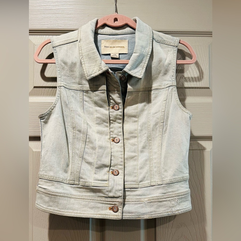 ANTHROPOLOGIE PILCRO & THE LETTER PRESS DENIM VEST LIGHT WASH SIZE M